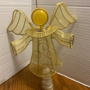 Gold Wire Angel Tree Topper beautiful classily lights up